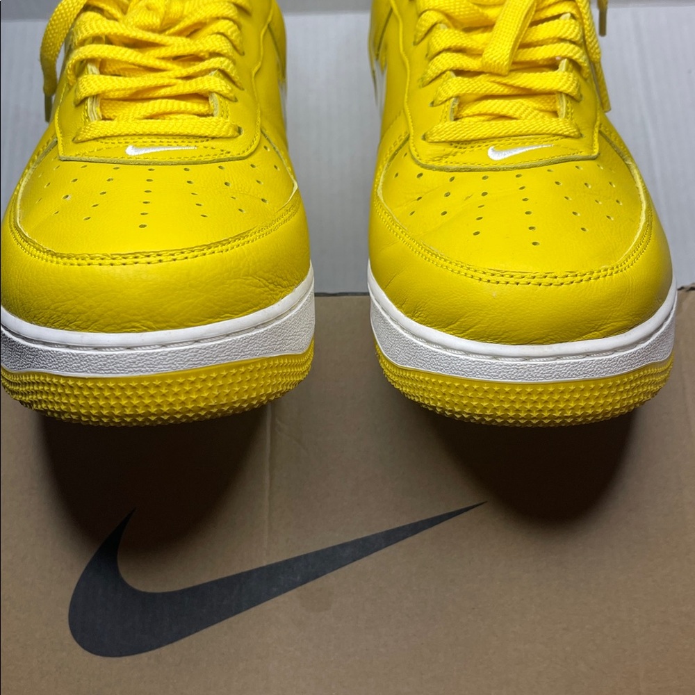 🆕listing…Air Force 1 Low Retro - Picture 5 of 12
